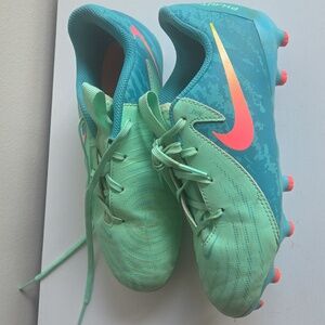 Nike Teal and Aqua Soccer Cleats Sz 1.5y